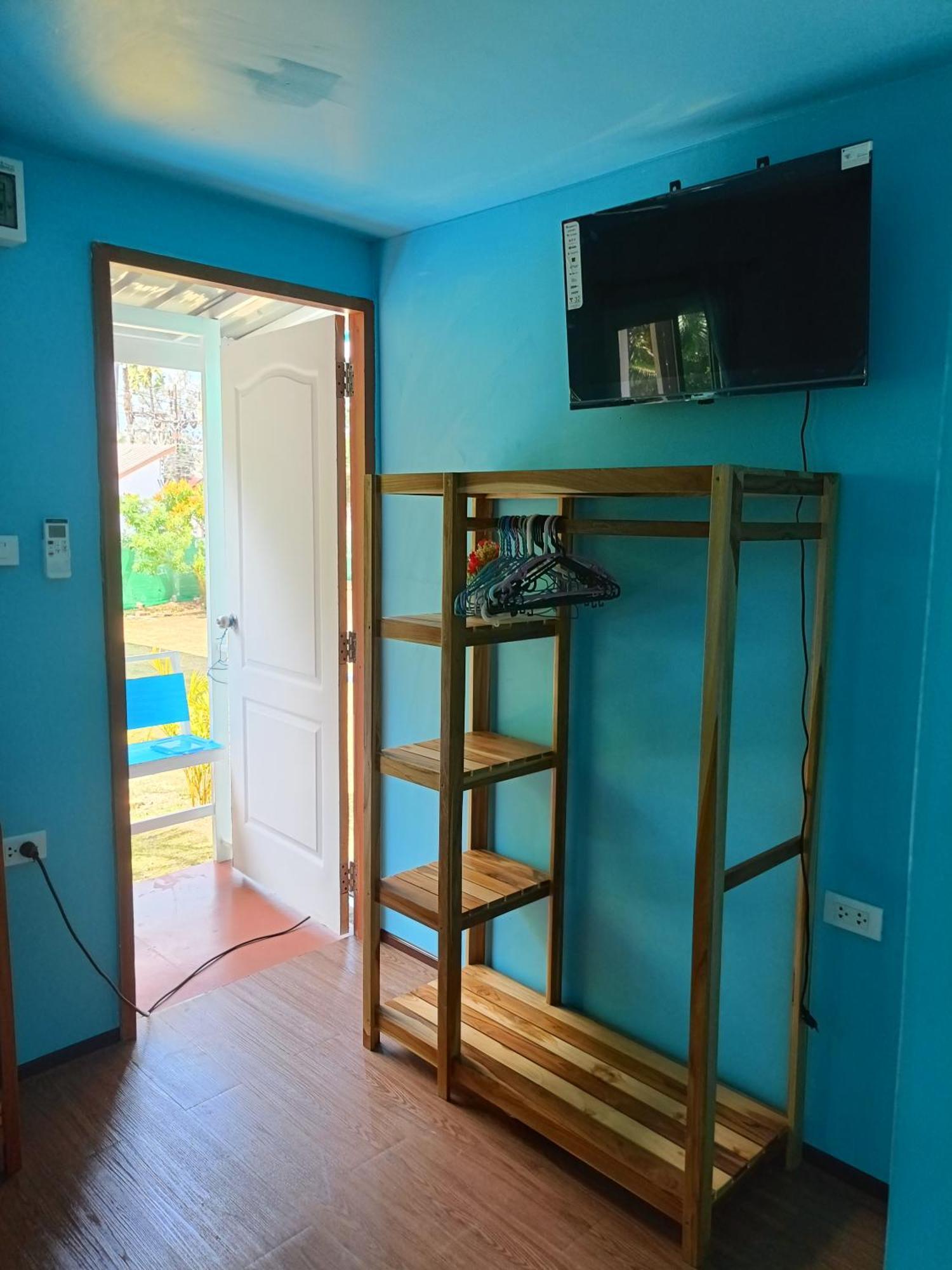 Chill Land House Hotel Bãi biển Bang Tao Ngoại thất bức ảnh