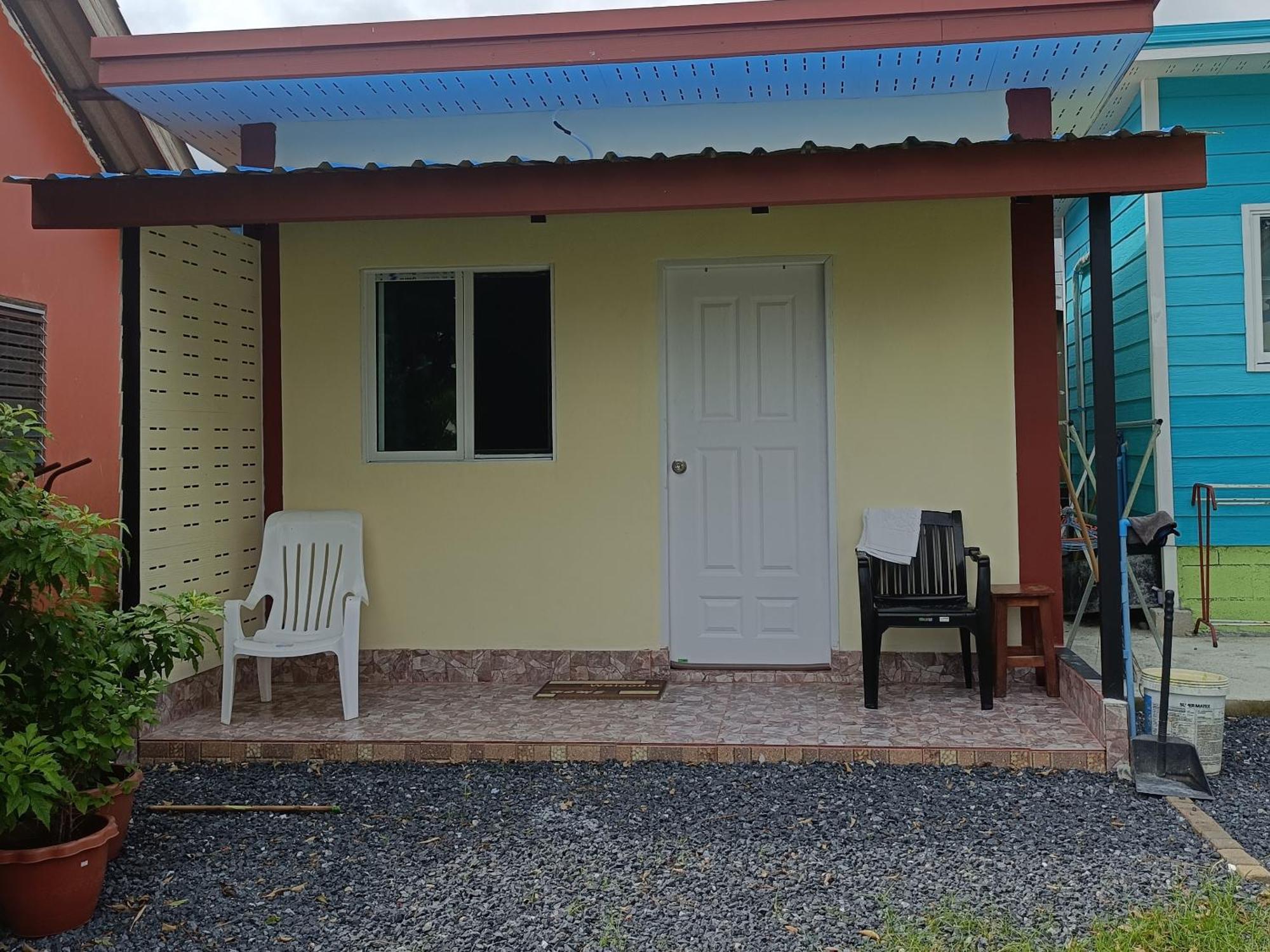 Chill Land House Hotel Bãi biển Bang Tao Ngoại thất bức ảnh