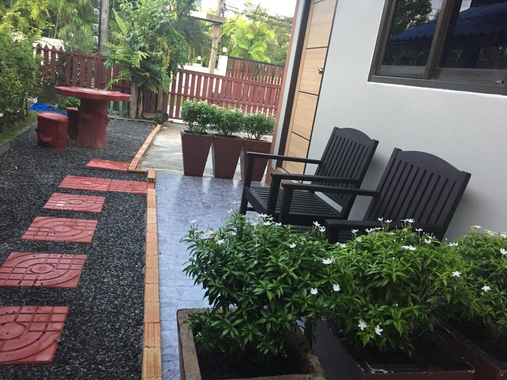 Chill Land House Hotel Bãi biển Bang Tao Ngoại thất bức ảnh